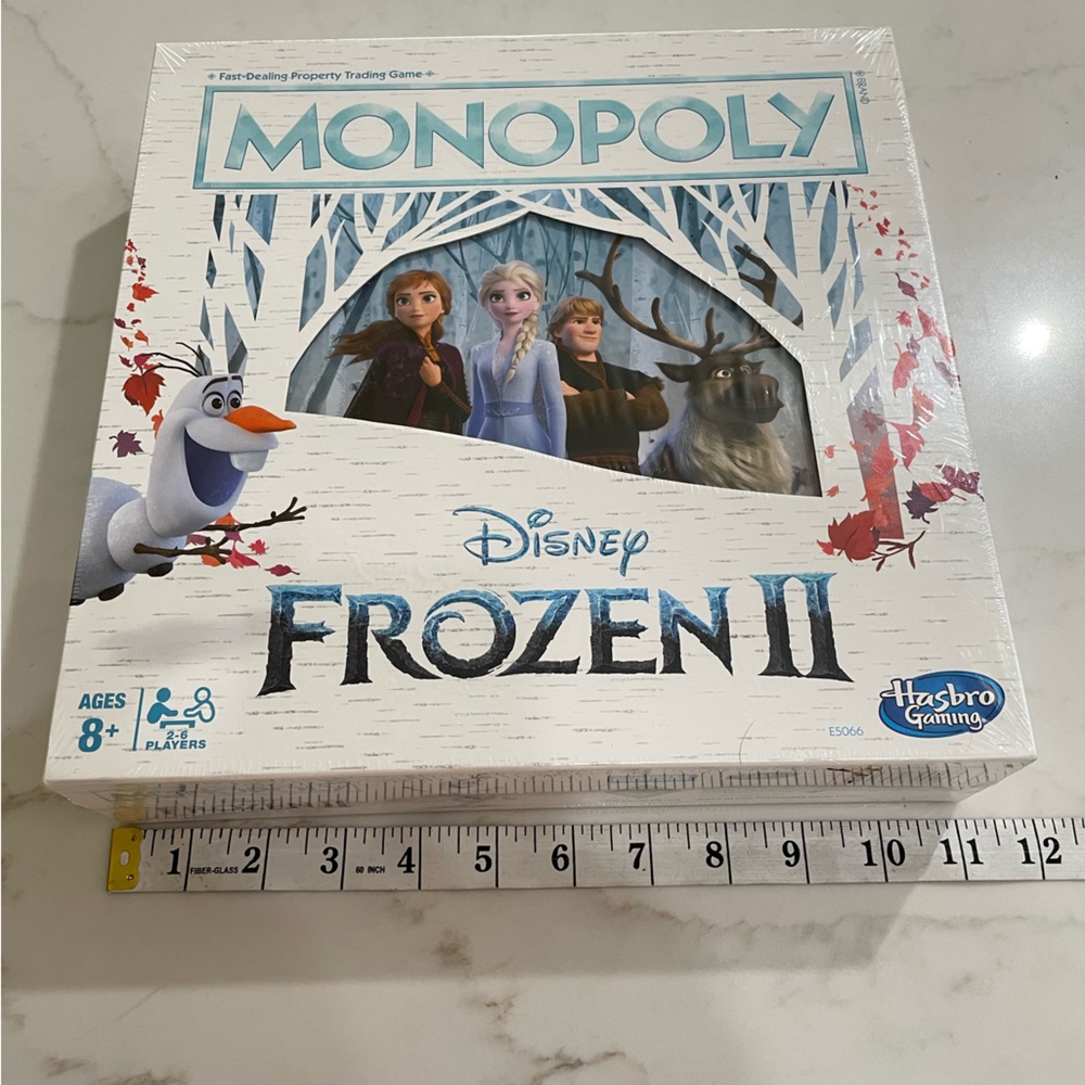 Never been used Frozen 2 monopoly game - Picture 2 of 5
